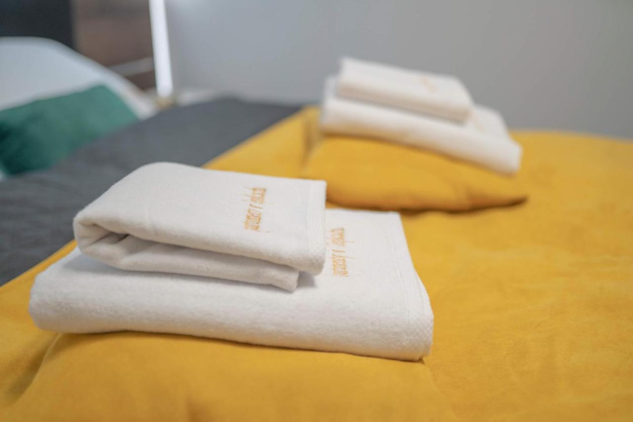 Apartament W Cieplicach Deluxe Jelenia Gora Ngoại thất bức ảnh