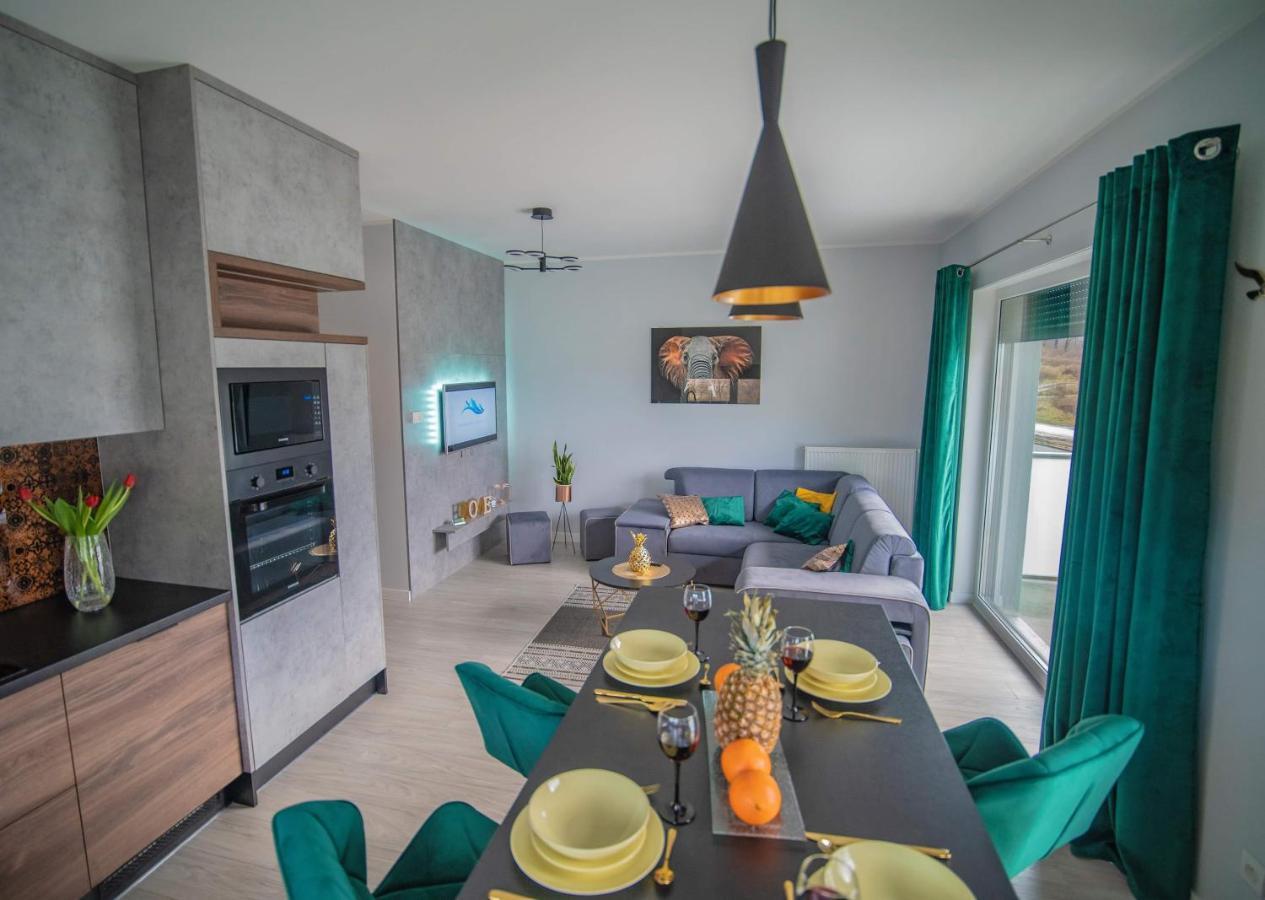 Apartament W Cieplicach Deluxe Jelenia Gora Ngoại thất bức ảnh