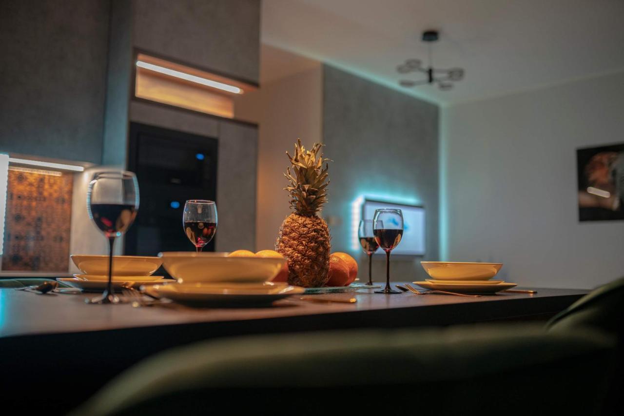 Apartament W Cieplicach Deluxe Jelenia Gora Ngoại thất bức ảnh