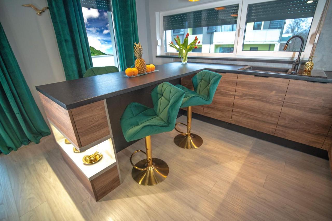 Apartament W Cieplicach Deluxe Jelenia Gora Ngoại thất bức ảnh
